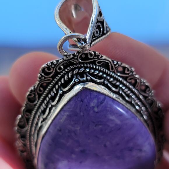 Sterling Silver Purple Stone Pendant with 20-Inch Chain - Picture 9 of 10